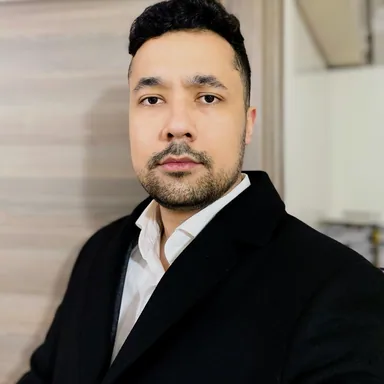 Timur L.