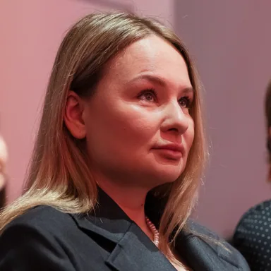 Янина М.